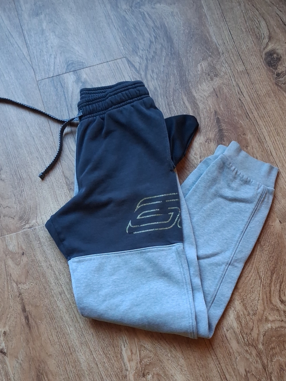 Under Armour SC Youth Black and Gray Jogger Sweatpants